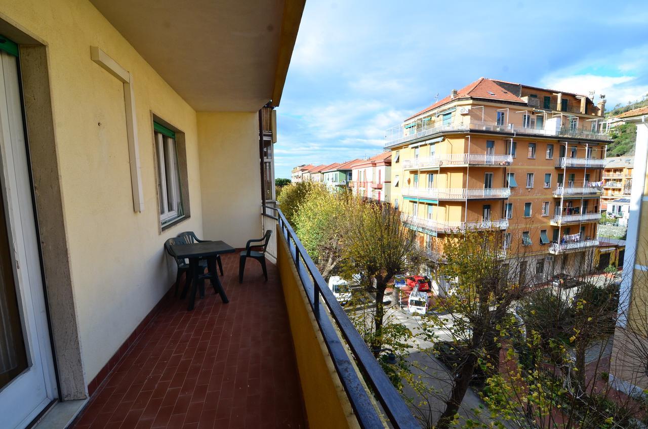 Elena Apartment Levanto Exterior foto