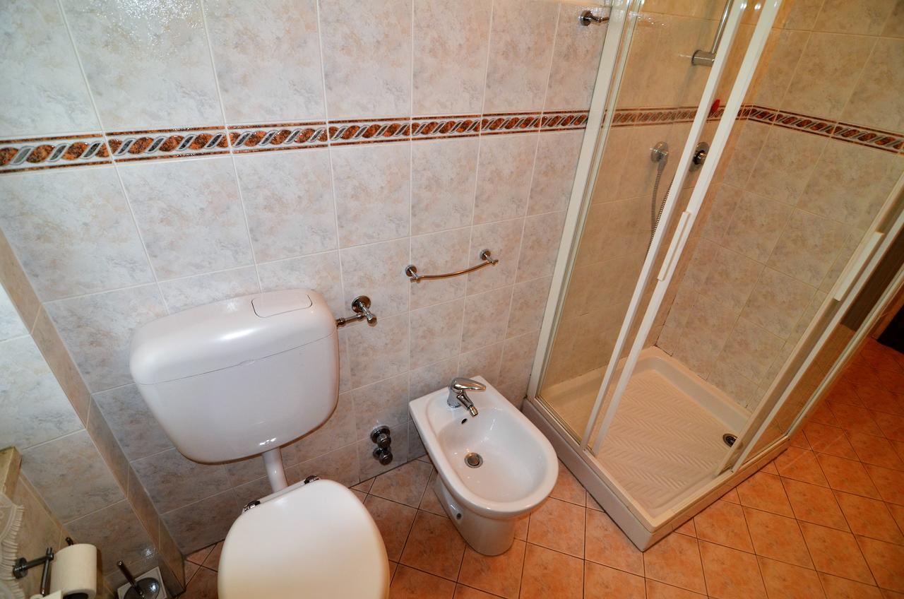 Elena Apartment Levanto Exterior foto