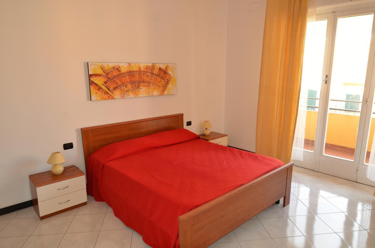 Elena Apartment Levanto Exterior foto
